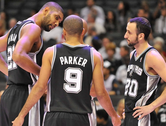 英超：曼城主场3-0完胜诺维奇（英超：曼城主场3比0大胜诺维奇）