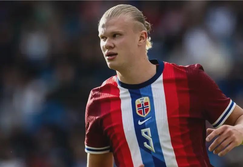 赢球才能避免垫底，中国U15vs中国香港首发：柯博文出战（为摆脱垫底唯有取胜：中国U15对阵中国香港首发出炉，柯博文先发）