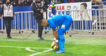 德甲前瞻：美因茨群龙无首，门兴专注联赛战线（德甲展望：美因茨缺领袖，门兴聚焦联赛）