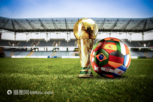 库蒂尼奥身价下降到350万欧，巅峰身价1.5亿，本赛季52场11球（库蒂尼奥身价跌至350万欧：曾达1.5亿，本季52战11球）