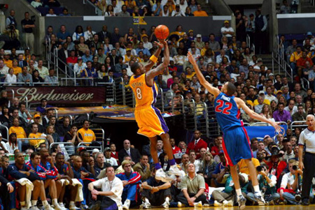 伤兵满营！独行侠更新伤病报告：莱夫利&拉塞尔等6人缺阵（伤病潮来袭！独行侠最新伤情：莱夫利、拉塞尔等6将缺阵）