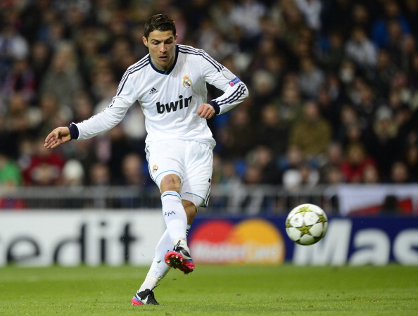 卖奖杯、卖主力、等收购，破产后的球队何去何从（从卖奖杯到甩卖主力，破产后的球队路在何方）